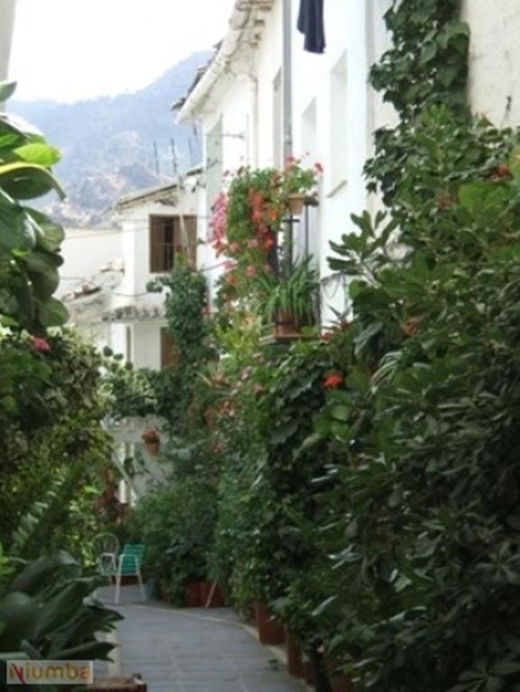 Vivienda Turistica Arabeluj Appartement Guejar Sierra Buitenkant foto